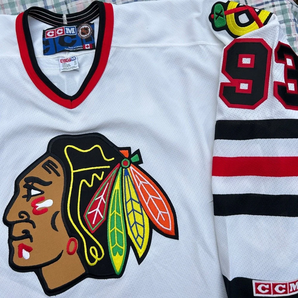 90s CCM Chicago Blackhawks Doug Gilmour NHL Jersey
Size XL - Picture 3 of 5